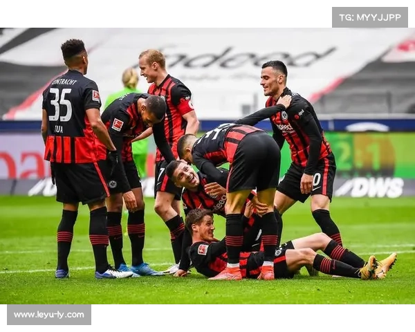 法兰克福伤病名单增至7人，锋线核心巴舒亚伊长期缺阵至四月