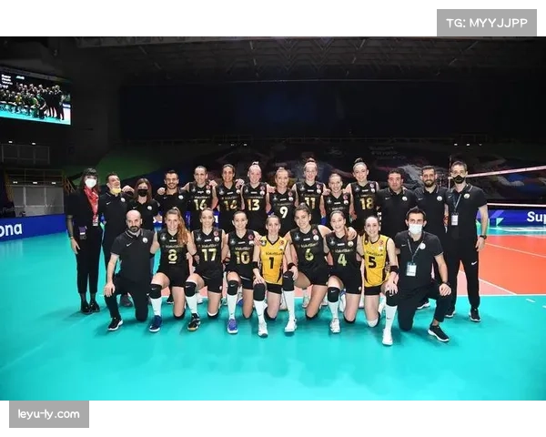 阿姆斯特尔黄金赛女子组:范弗勒腾在凯尔贝格山发动决定性进攻夺冠